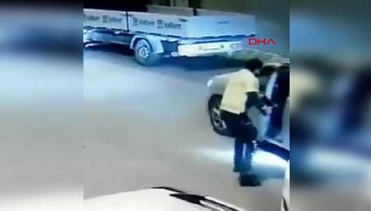 Manisa'da ehliyetsiz sürücüyü tekmeleyen polise soruşturma