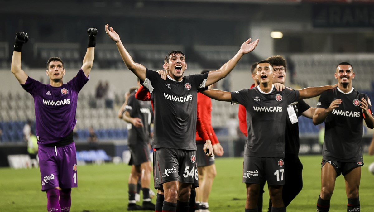 Fatih Karagümrük, sezonun ilk galibiyetini Başakşehir karşısında aldı