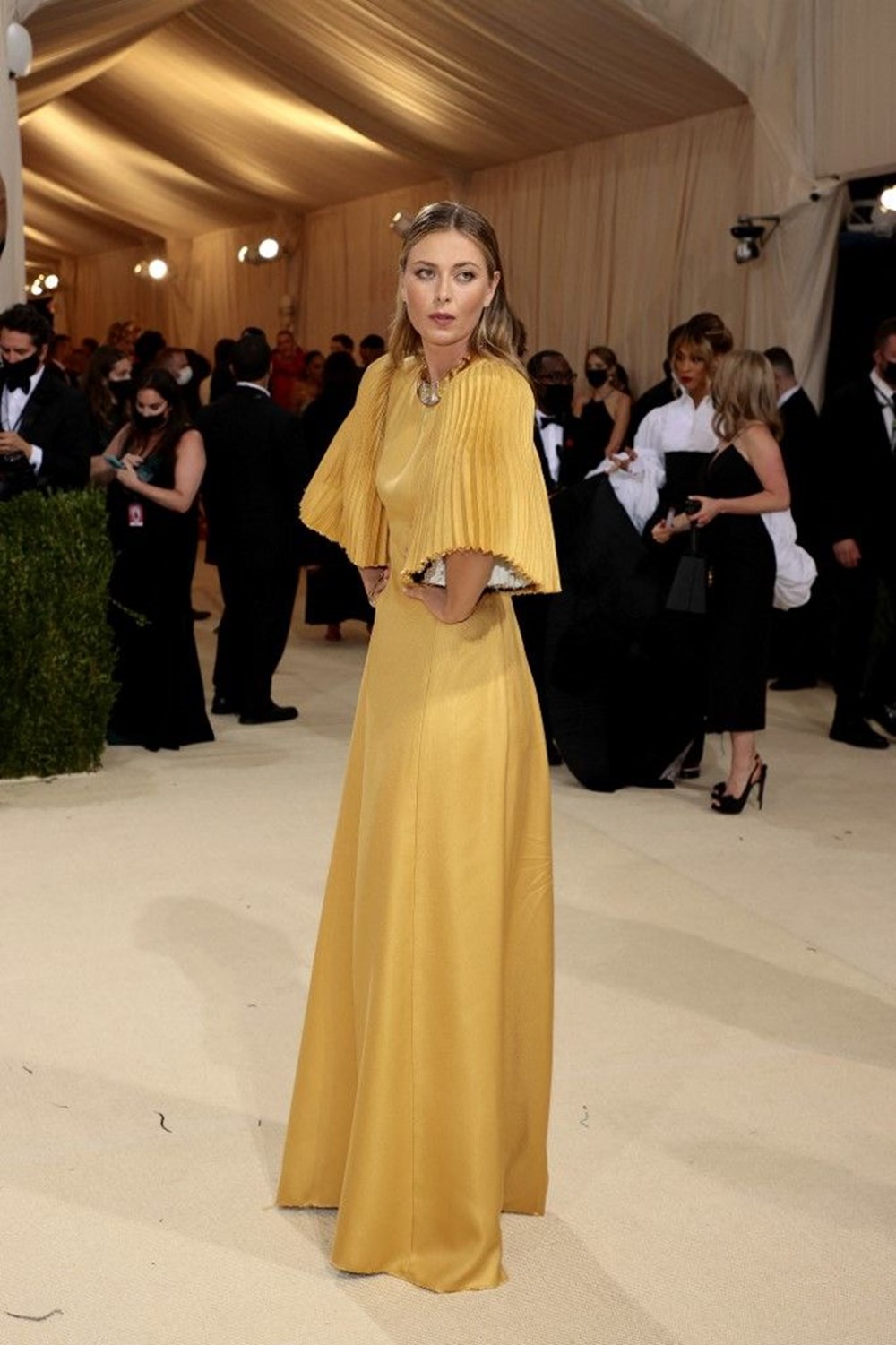 2021 MET Gala'nın en ilginç kıyafetleri - 27