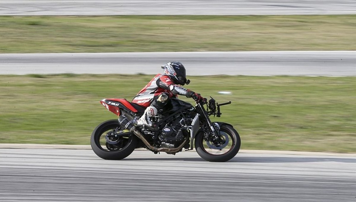 Milli motosikletçi Asrın Rodi Pak, Belçika'da 5. oldu Milli motosikletçi Asrın Rodi Pak, Belçika'da 5. oldu