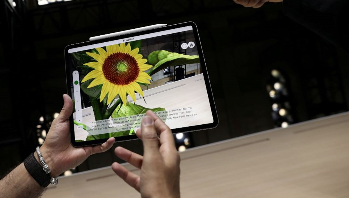 Apple yeni ürünlerini tanıttı: Renkli iMac ve ‘en güçlü tablet’ iPad Pro damga vurdu Apple yeni ürünlerini tanıttı: Renkli iMac ve ‘en güçlü tablet’ iPad Pro damga vurdu
