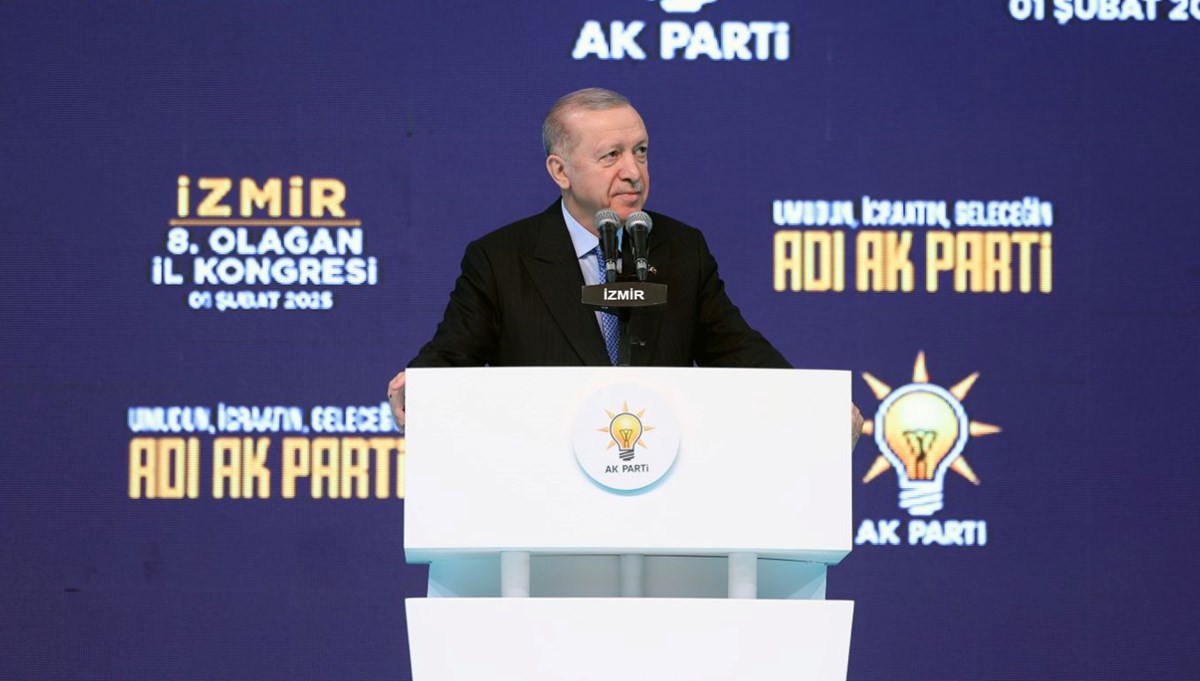 Cumhurbaşkanı Erdoğan: İzmir tarihinin en karanlık devrini yaşıyor Cumhurbaşkanı Erdoğan: İzmir tarihinin en karanlık devrini yaşıyor
