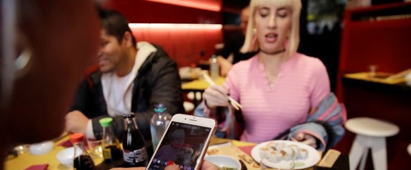 Bu restoranda ödeme parayla değil internet paylaşımlarıyla yapılıyor