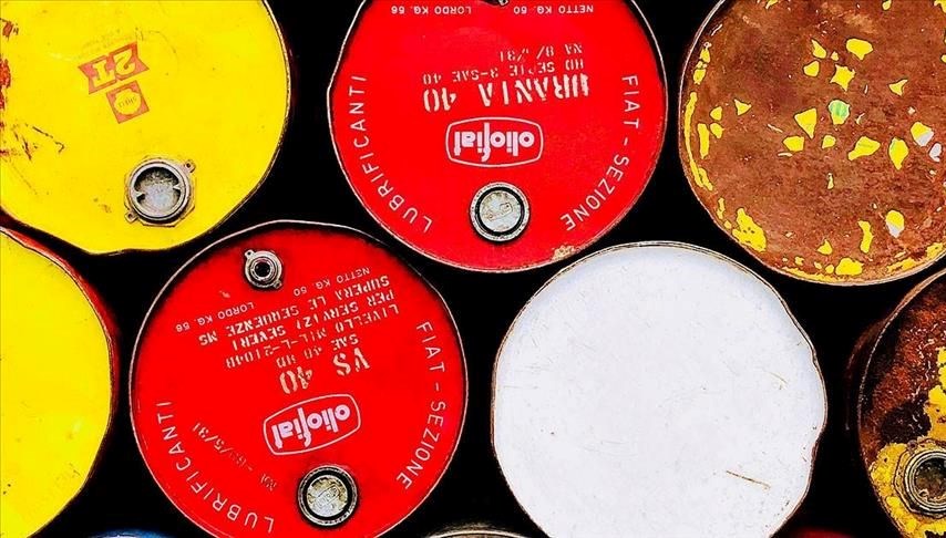 Orta Doğu'da düşen tansiyon petrolü geriletti