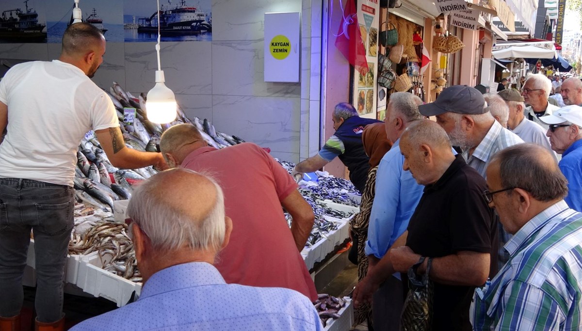 Karadeniz'in incisi: Tezgahta yerini aldı, yüz güldürdü