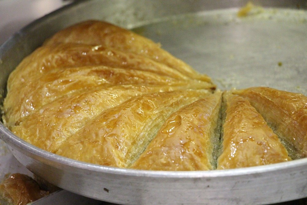 Ramazan Sofralarının Yıldızı: Fiyatı Dudak Uçuklatan Tatlılar! 75 hoUSzd0pGECwLRVmfOWDWw