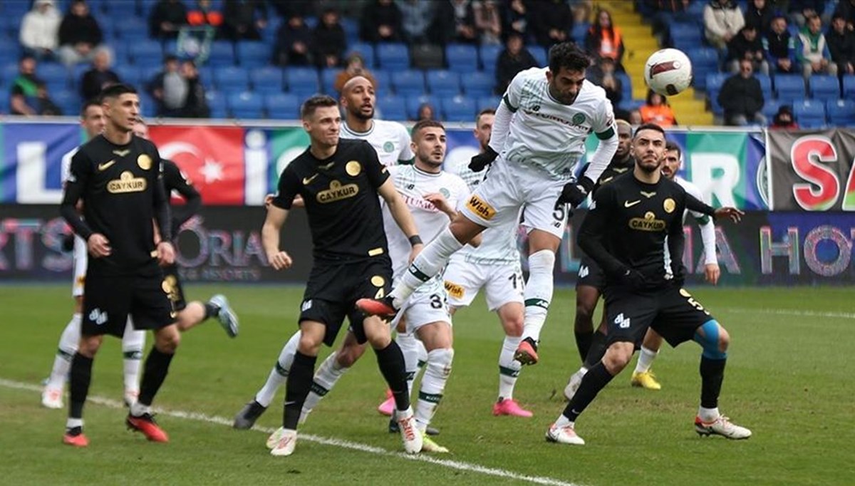 Çaykur Rizespor ile Konyaspor puanları paylaştı Çaykur Rizespor ile Konyaspor puanları paylaştı