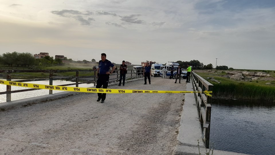 Serinlemek için girdikleri nehirden cansız bedenleri çıktı - 1