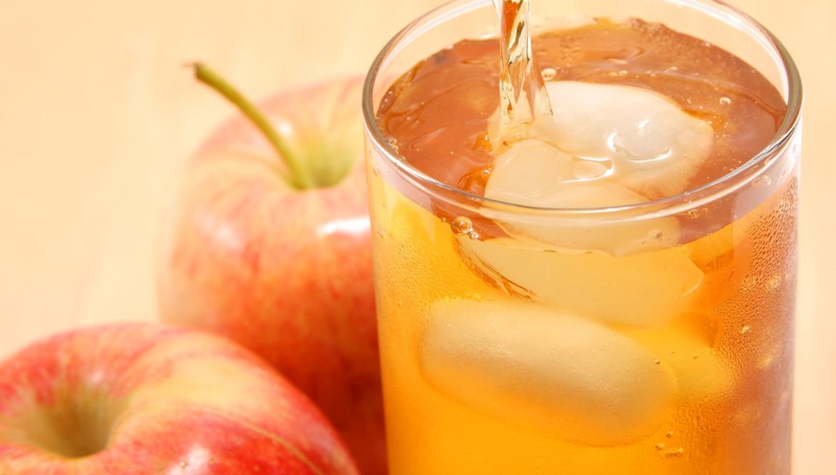 Elma suyu içmek faydalı mı? Meğer bilinmeyen bir zararı varmış
