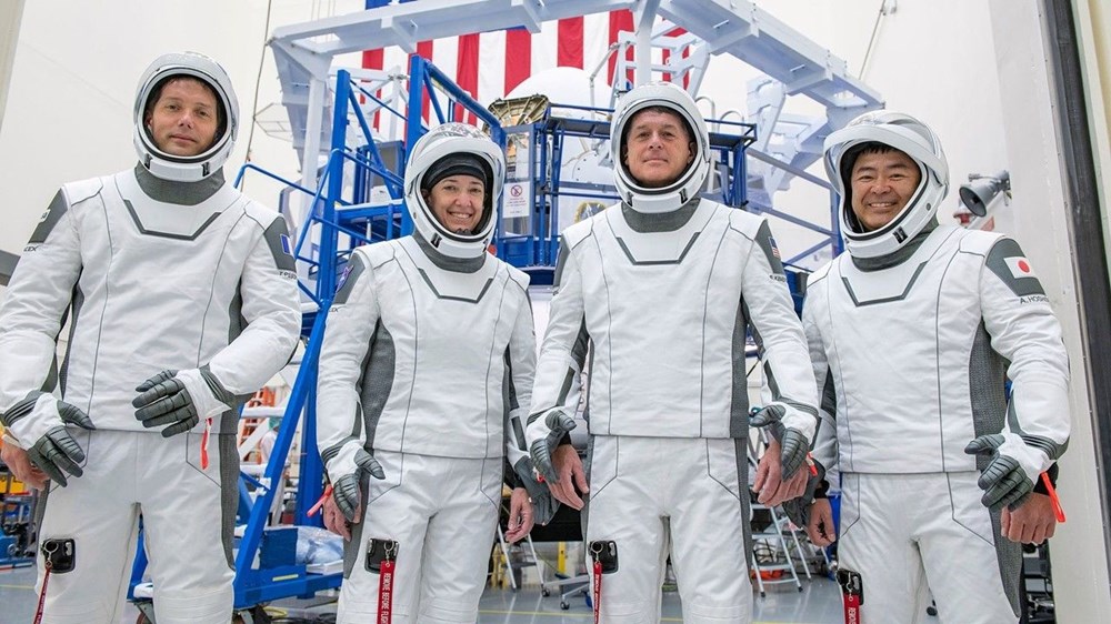 NASA, SpaceX'in aracıyla Dünya'ya  dönecek astronotların tuvaleti kullanmasını yasakladı: İç çamaşırlarınıza güvenin - 4