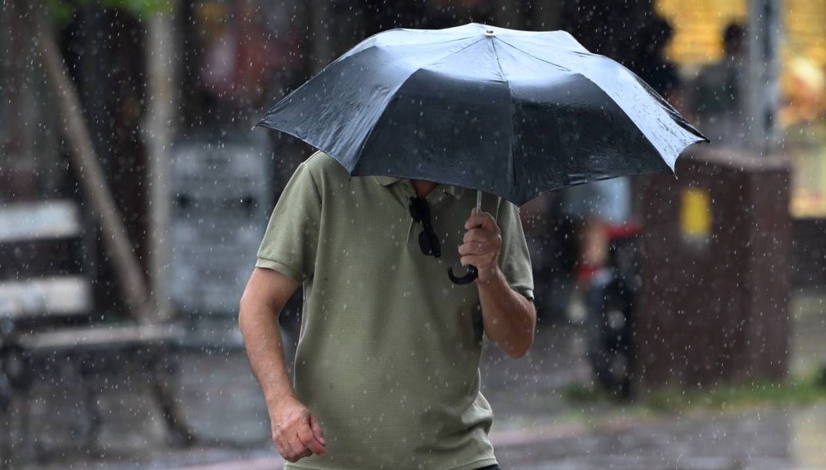 Meteoroloji bildirdi: İstanbul'da yağış etkili oldu, 11 ile kuvvetli geliyor