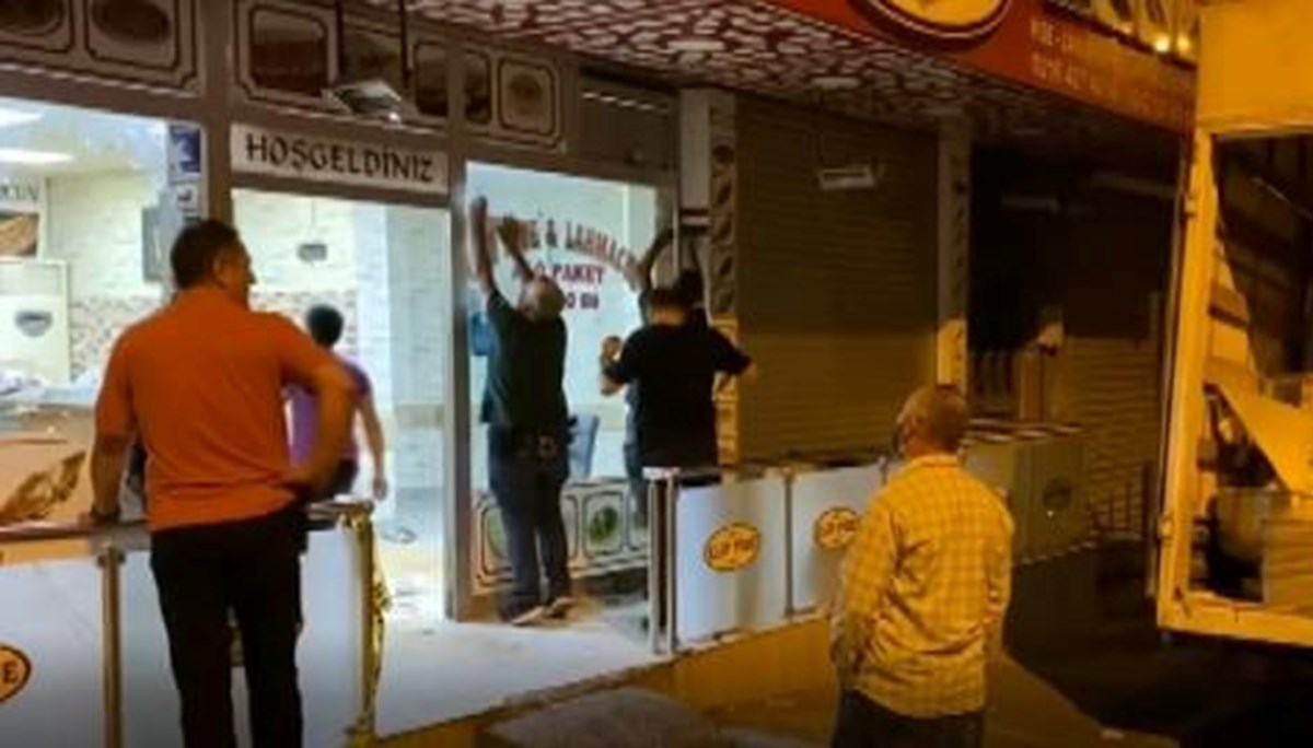 Maltepe'de yol verme kavgası: Gözaltı sayısı 30'a yükseldi Maltepe'de yol verme kavgası: Gözaltı sayısı 30'a yükseldi