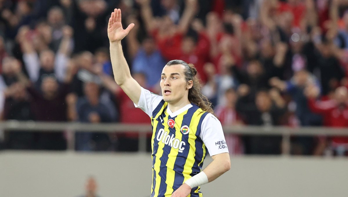 Fenerbahçe'de bir stoper sakatlığı daha: Çağlar Söyüncü devam edemedi