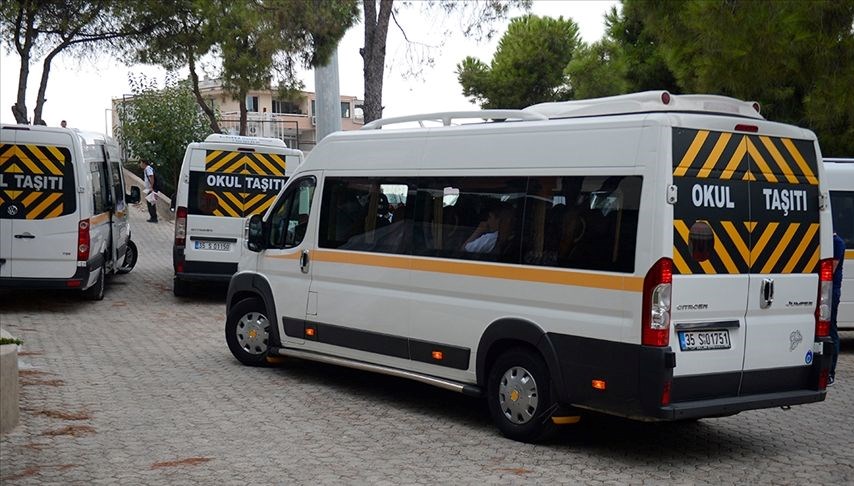 Okul servisi ve toplu taşımada yeni dönem: Bugünden itibaren zorunlu oluyor