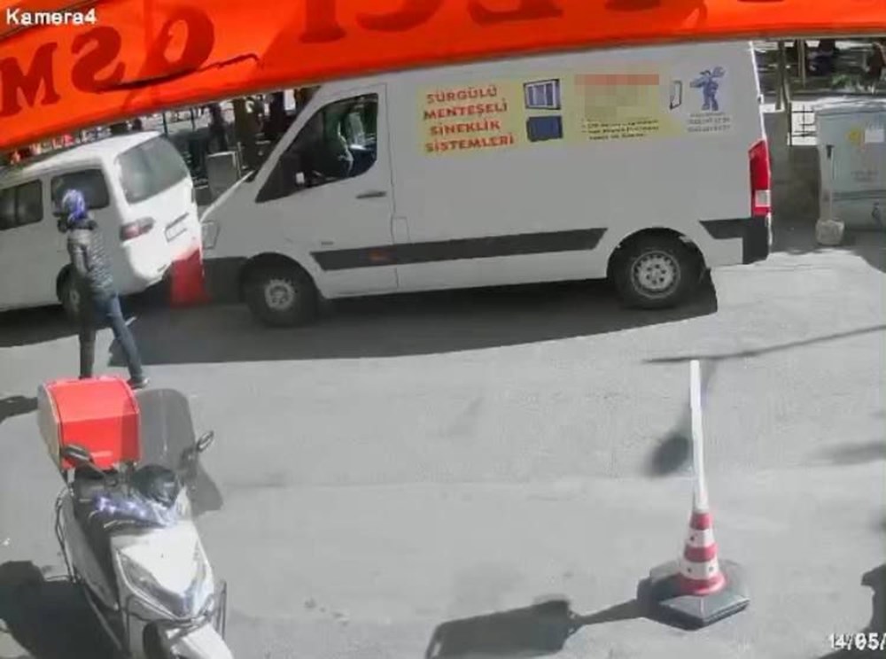 Husumetlisine kurşun yağdırdı, diğerini vurdu 72 hwFoA kA9Eqc50MCkQCUCA