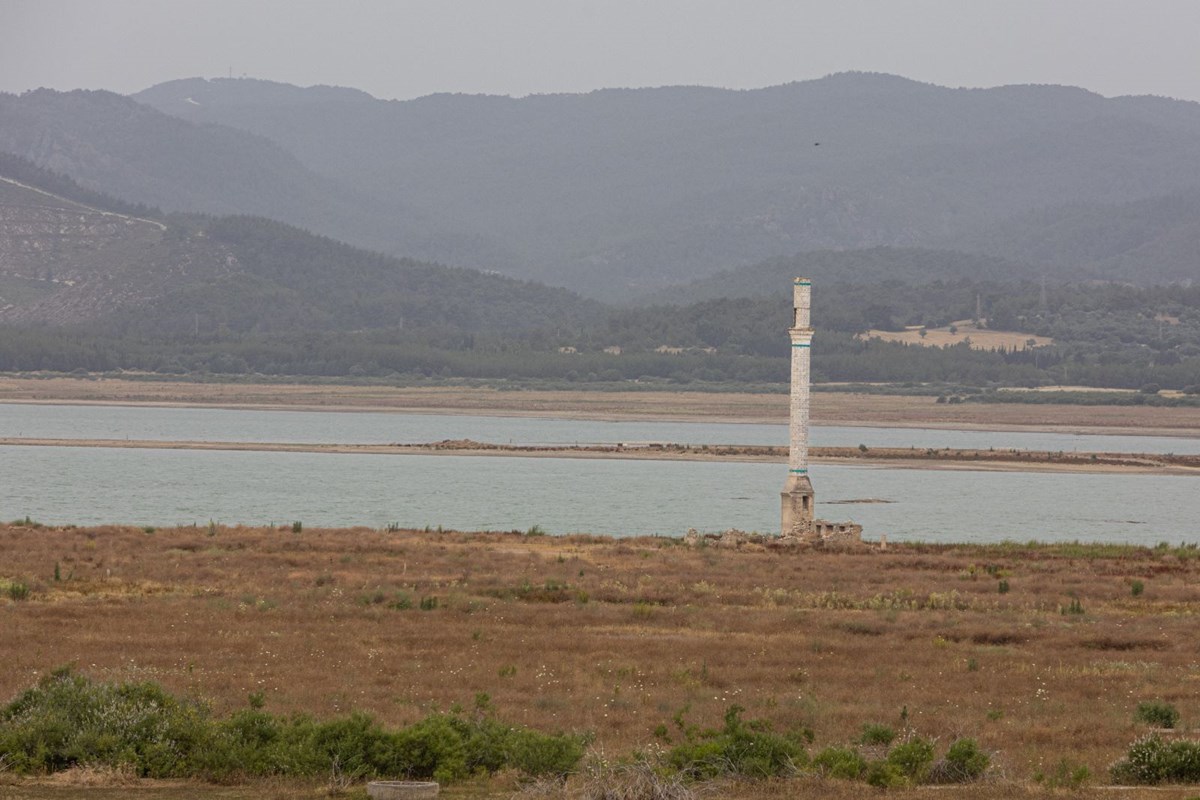 İzmir'i bekleyen tehlike! Barajlar alarm veriyor, son yılların en düşük seviyesi