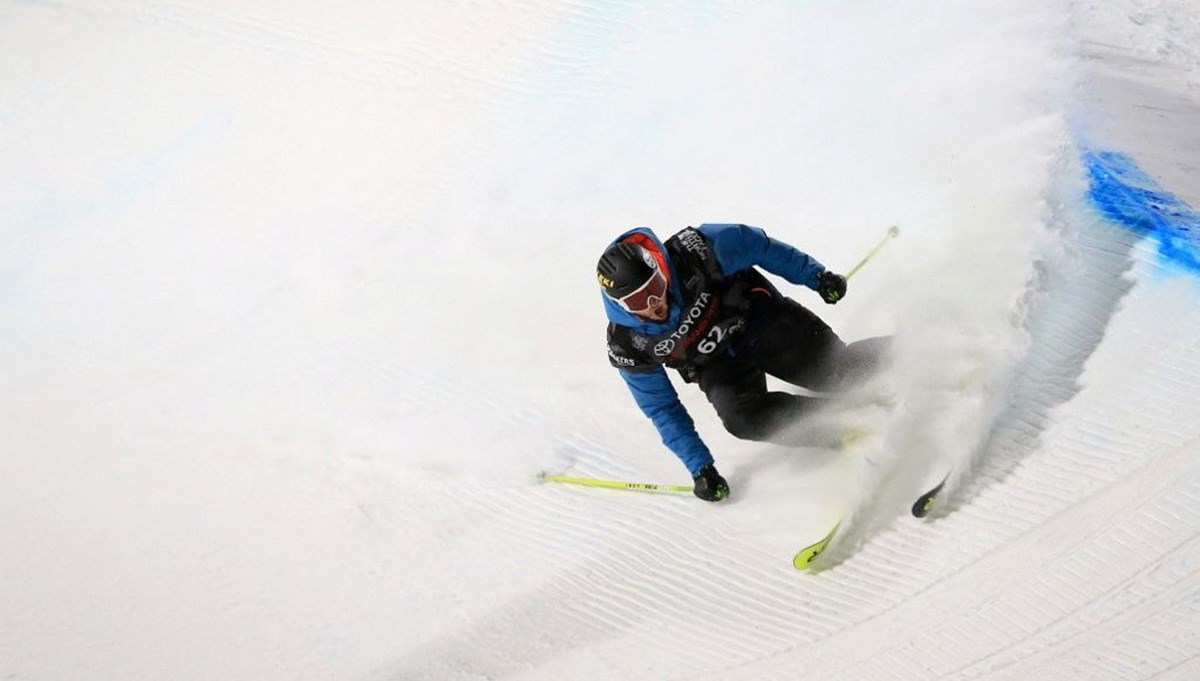 Dünya şampiyonu ABD'li eski kayakçı, çığ nedeniyle yaşamını yitirdi