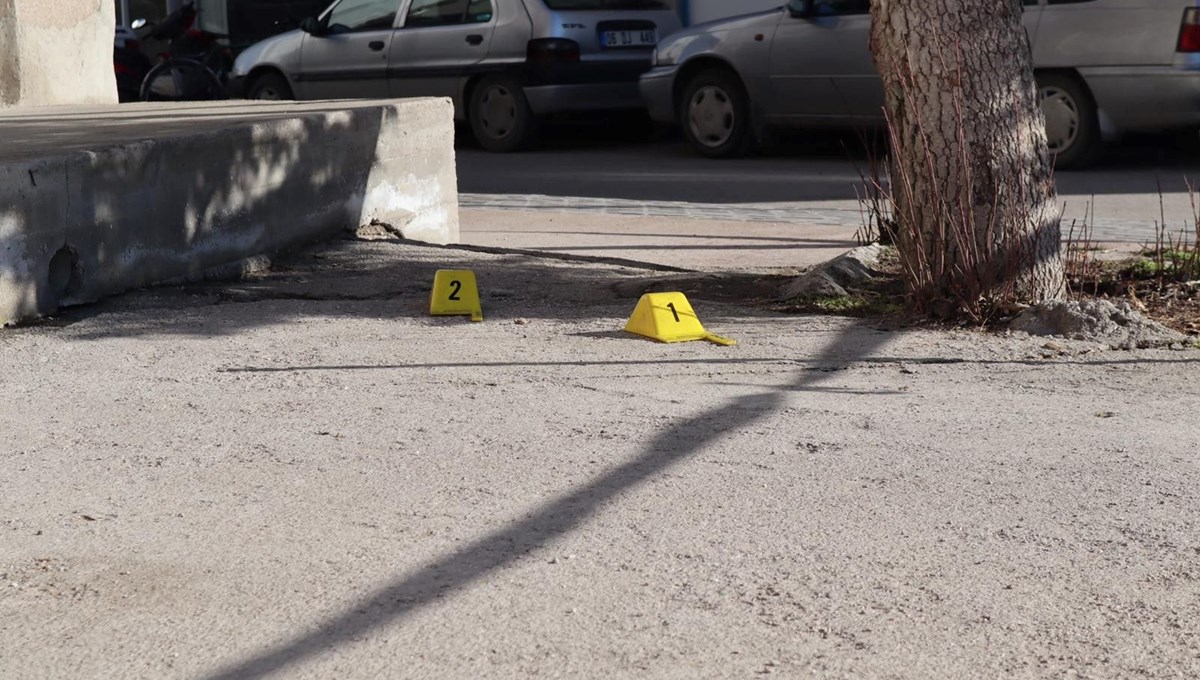 Ankara’da alacak verecek kavgasında silahlar çekildi