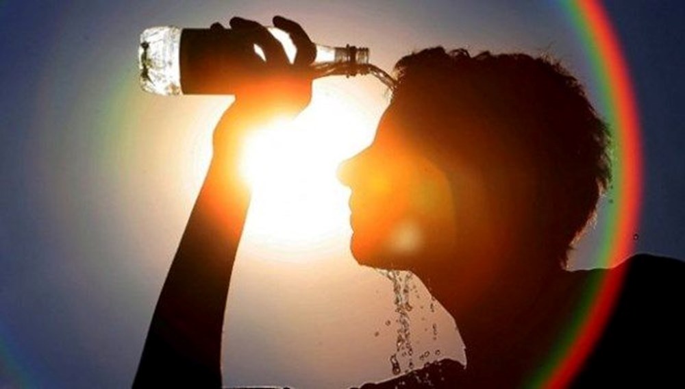 Yazın ilk sıcak hava dalgası Batı Avrupa'da alarm verdirdi - 12