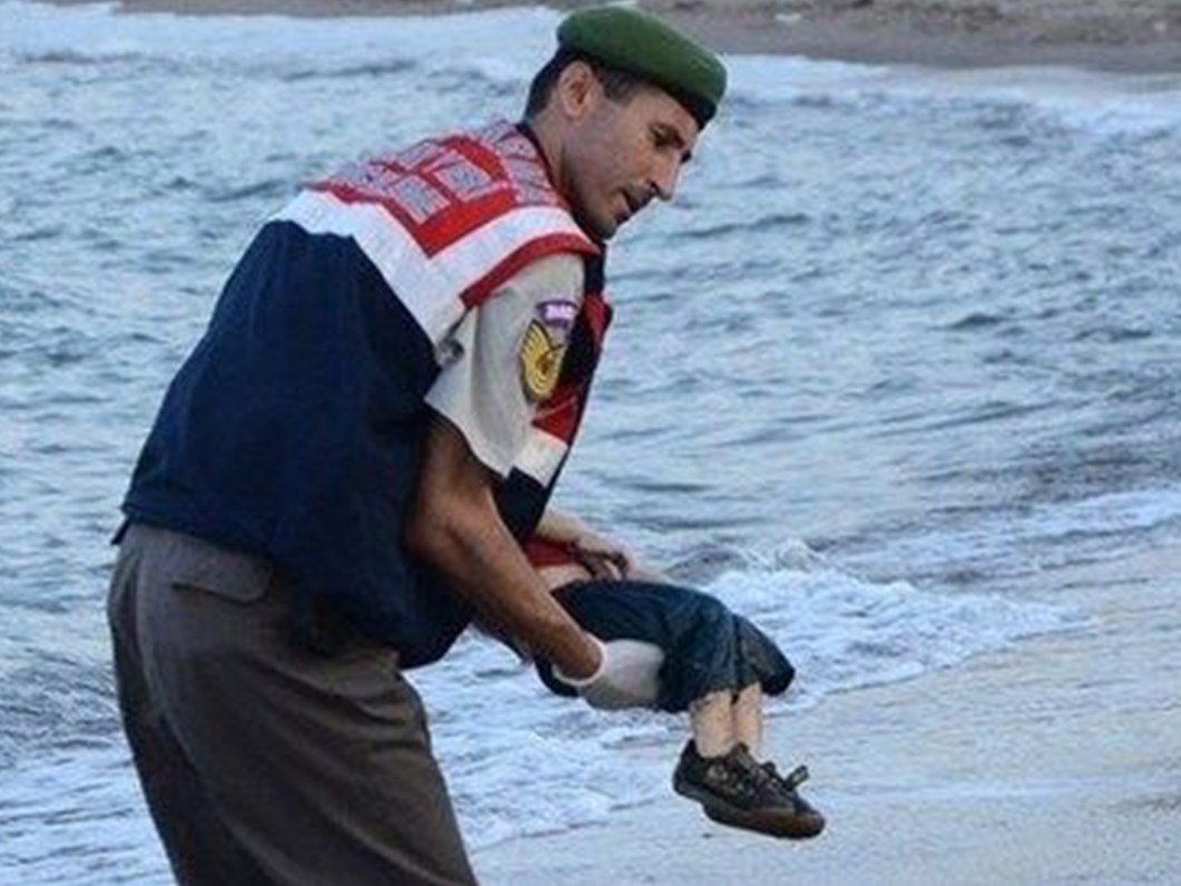 aylan bebegin olumuyle ilgili aranan uc sanik yakalandi ntv