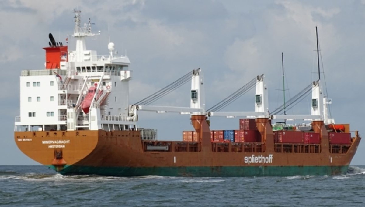 Yemen açıklarında Hollanda gemisine saldırı