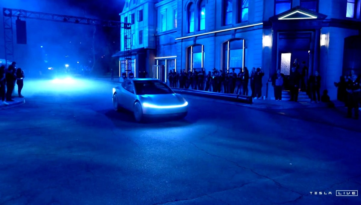 Tesla’da şoke edici ayrılık