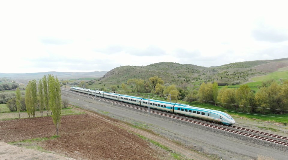 Ankara-Sivas hızlı treni 1 yaşında - 1