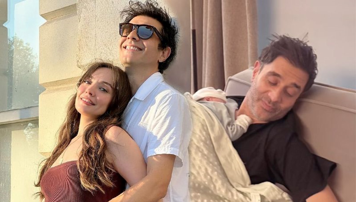 Ünlü oyuncu Cansel Elçin, oğlu Atlas'ı paylaştı