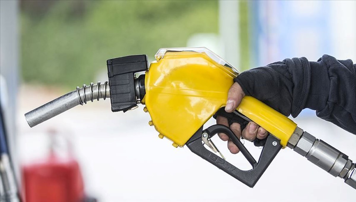 Benzin ve motorin 2023 güncel fiyatları (1 Şubat 2023 akaryakıt fiyatları) Benzin ve motorin 2023 güncel fiyatları (1 Şubat 2023 akaryakıt fiyatları)