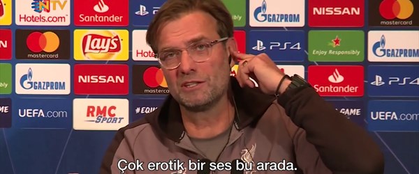 Liverpool Teknik Direktörü Klopp, tercümanın sesinden bir hayli etkilendi!