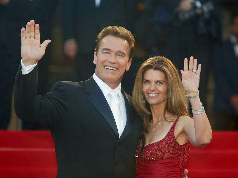 Skandal ayrılıktan 10 yıl sonra Arnold Schwarzenegger ve Maria
Shriver resmen boşandı - 1