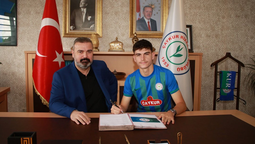 Çaykur Rizespor'da Muhamed Buljubasic için imza töreni