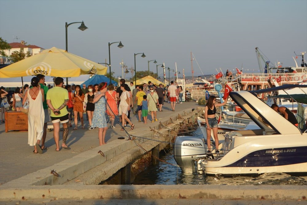 Cunda Adası'nda doluluk yüzde 100'e ulaştı - 5