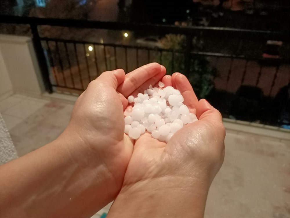 İzmir'de dolu etkili oldu - 3