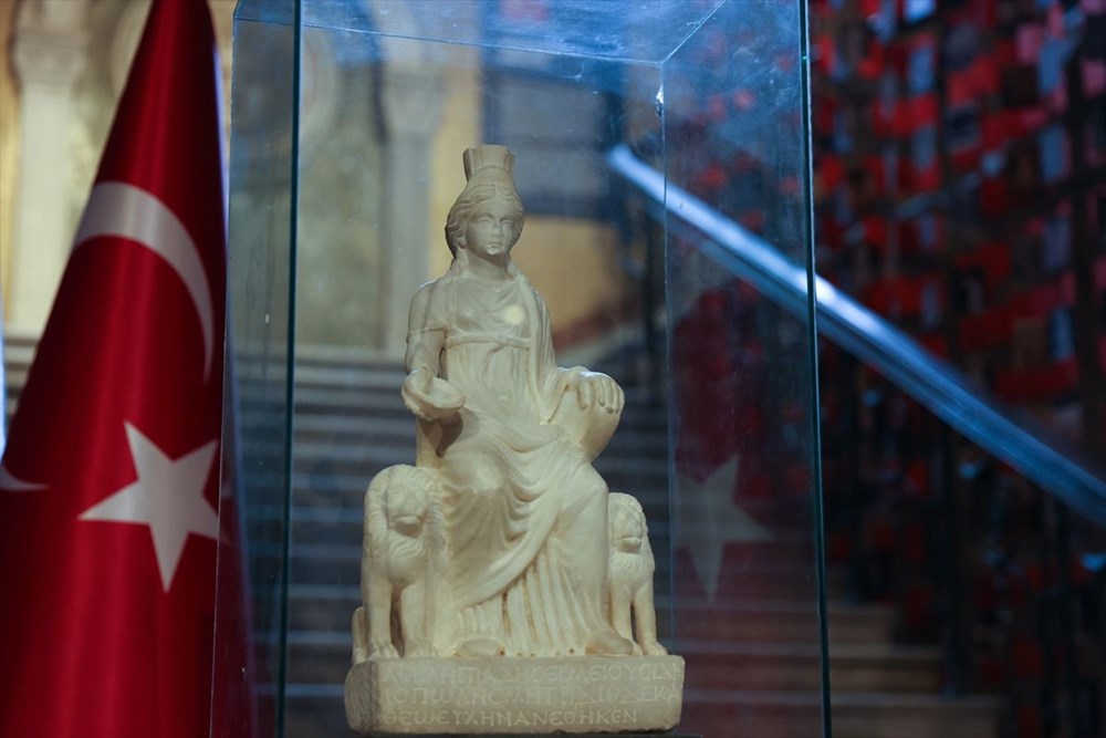 Türkiye'ye dönen Kybele heykeli ziyaretçilerini ağırlamaya başladı - 7