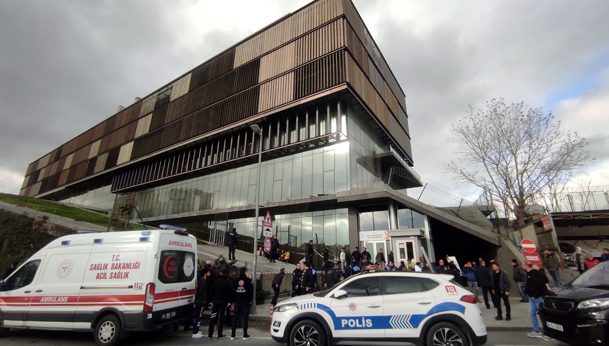 Şişli Belediyesi'nde acı olay: Çatı katından düşen stajyer hayatını kaybetti Şişli Belediyesi'nde acı olay: Çatı katından düşen stajyer hayatını kaybetti