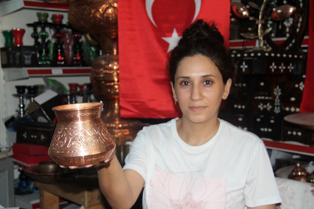 Erkek işi diyenlere inat bakır işleme ustası oldular - 1