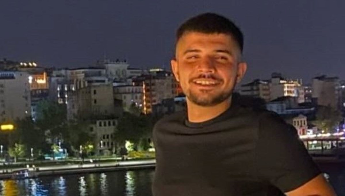 Otomobil direğe çarptı, genç Berke yaşamını yitirdi Otomobil direğe çarptı, genç Berke yaşamını yitirdi