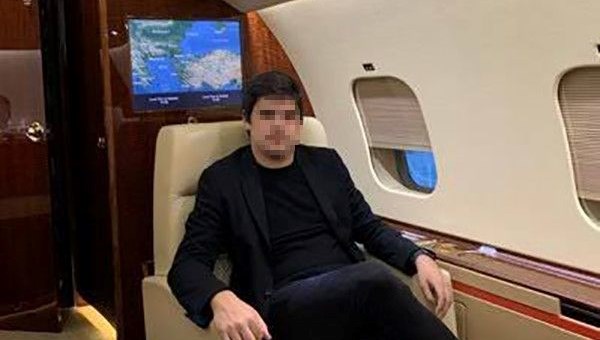 300 bin liraya bahis, 25 bin liraya puro ve jet fotoğrafları... Avukat, üç kadının şikayetiyle tutuklandı