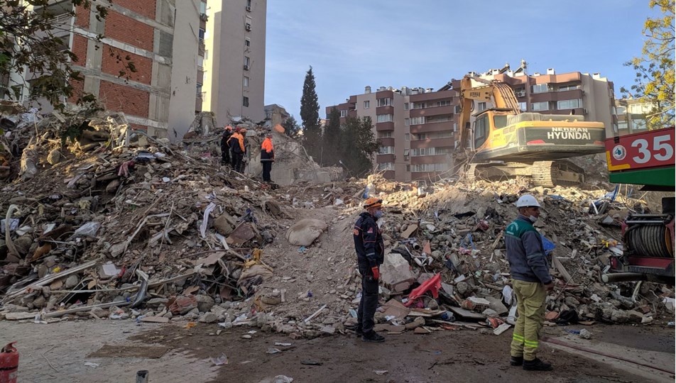 Yılmaz Erbek Apartmanı'nda arama kurtarma çalışmaları sona erdi