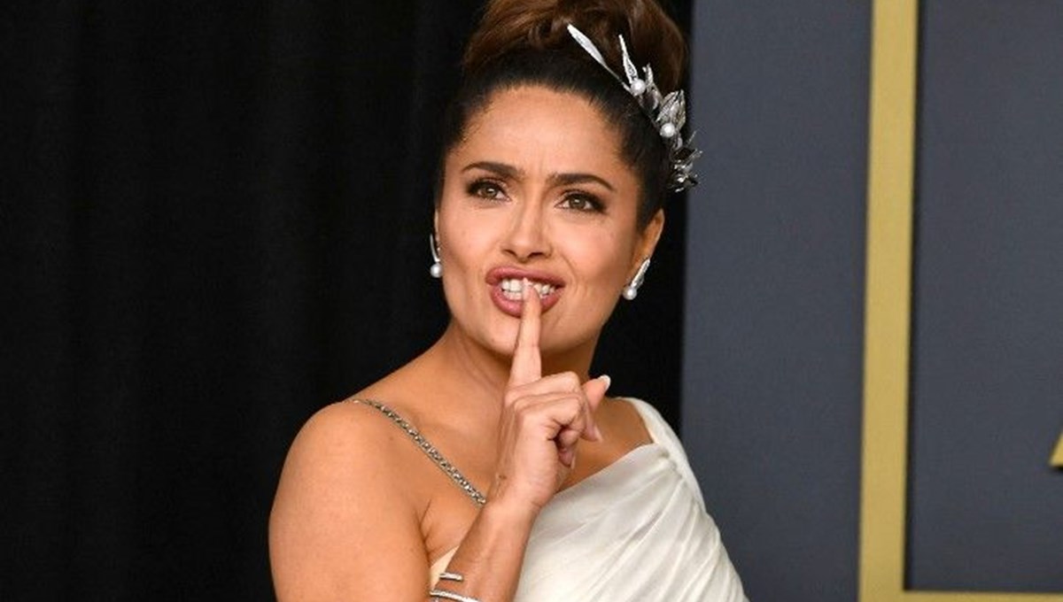 Salma Hayek: Frida filmi uğruna tacizciye katlandım