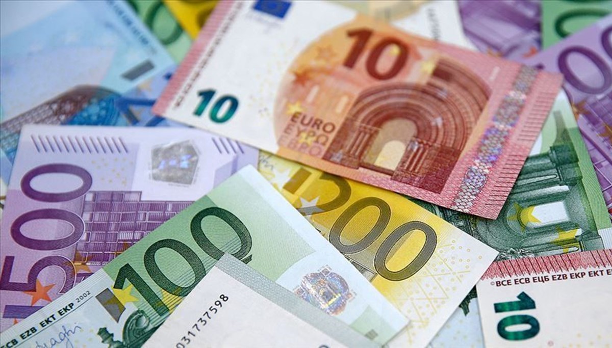 Euro Bölgesi'nde enflasyon şubatta beklentiyi aştı Euro Bölgesi'nde enflasyon şubatta beklentiyi aştı