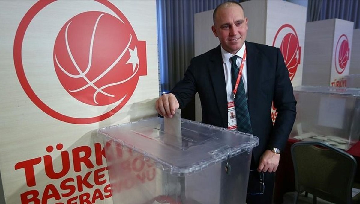 Harun Erdenay yeniden TBF'de görev yapacak Harun Erdenay yeniden TBF'de görev yapacak