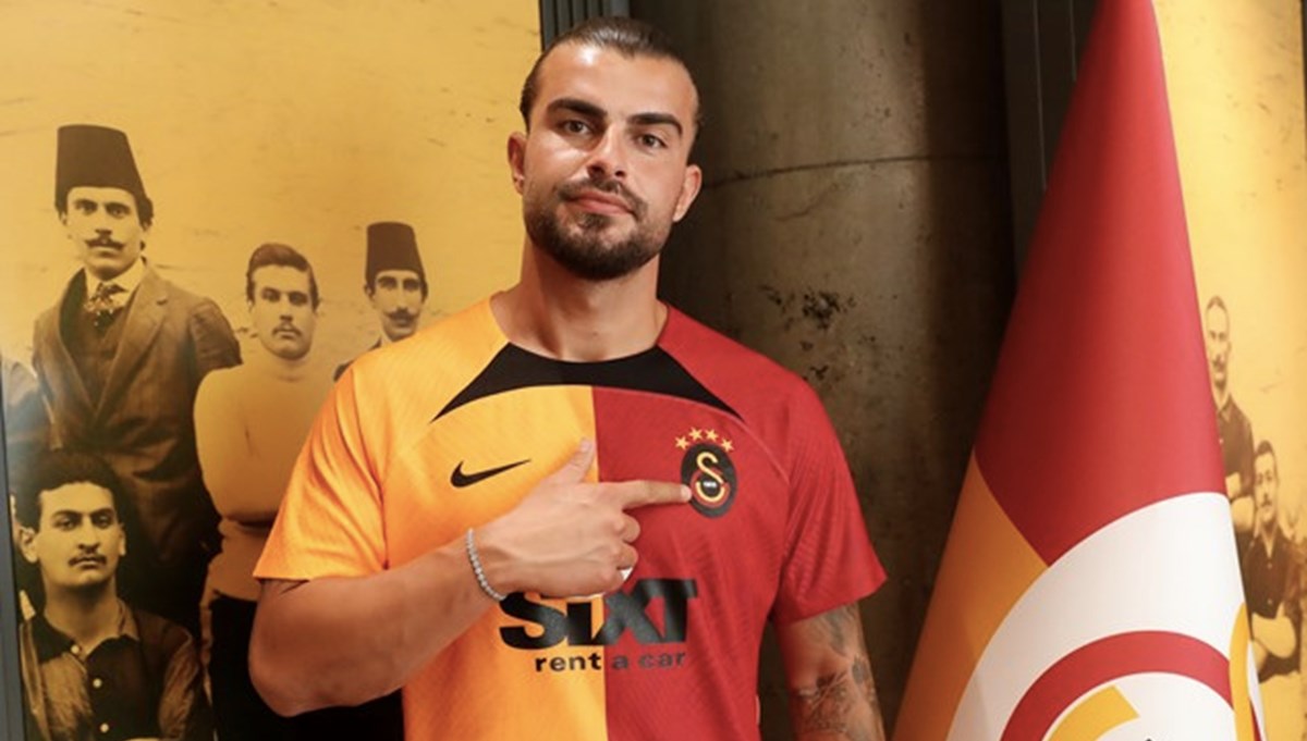 Galatasaray'dan Abdülkerim Bardakcı'ya yeni sözleşme Galatasaray'dan Abdülkerim Bardakcı'ya yeni sözleşme