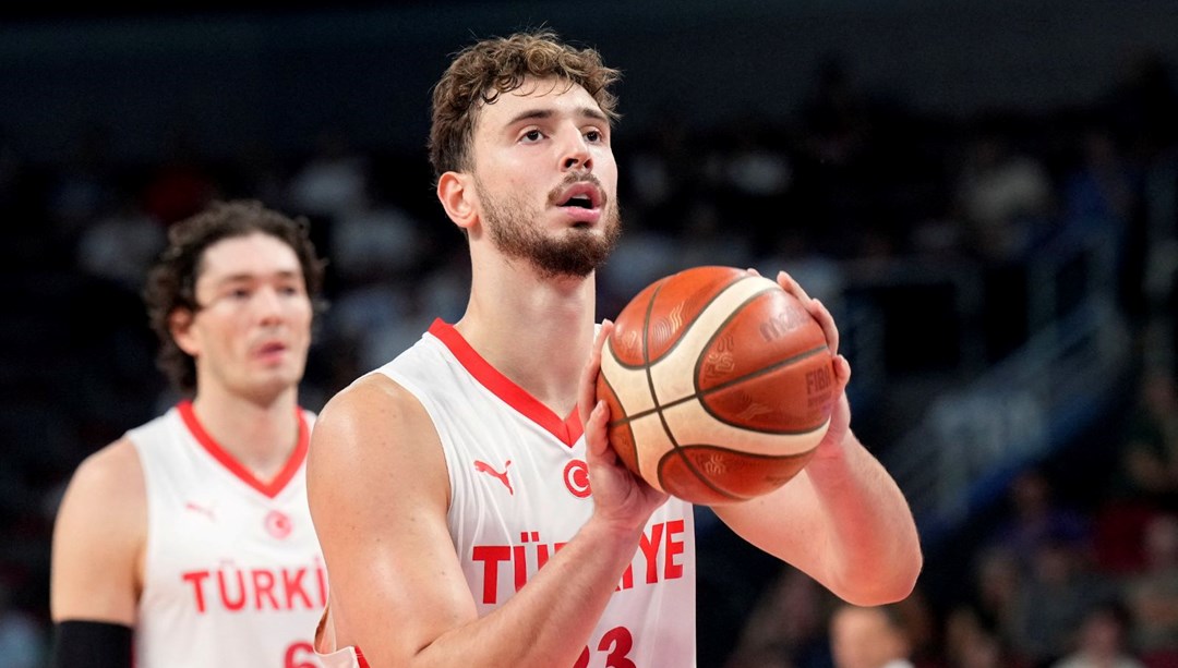 Alperen "Baba" Şengün, EuroBasket tarihine geçti: Türkiye-Polonya maçında olağanüstü performans!