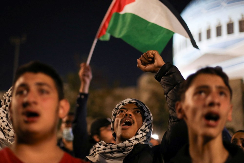 İsrail, Gazze'de hastaneyi vurdu: Birçok ülkede protestolar başladı - 4