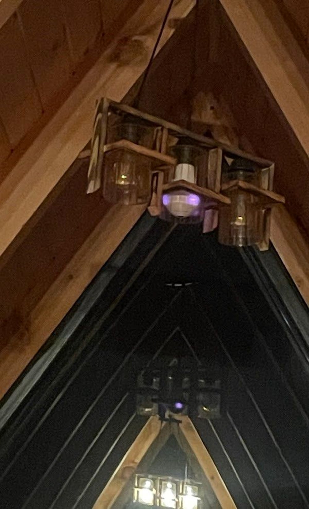 Sapanca bungalovda jakuzi üstünde gizli kamera rezaleti: Valilikten açıklama - 4