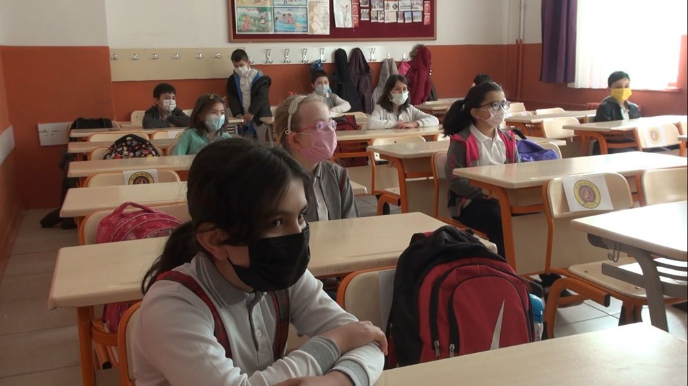 Türkiye'nin kontrollü normalleşme dönemi: Yüz yüze eğitim başladı - 17