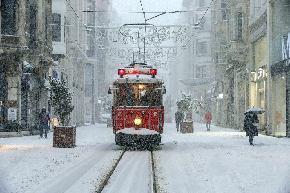 İstanbul'da kar yağışı yeniden etkisini artırdı - 2