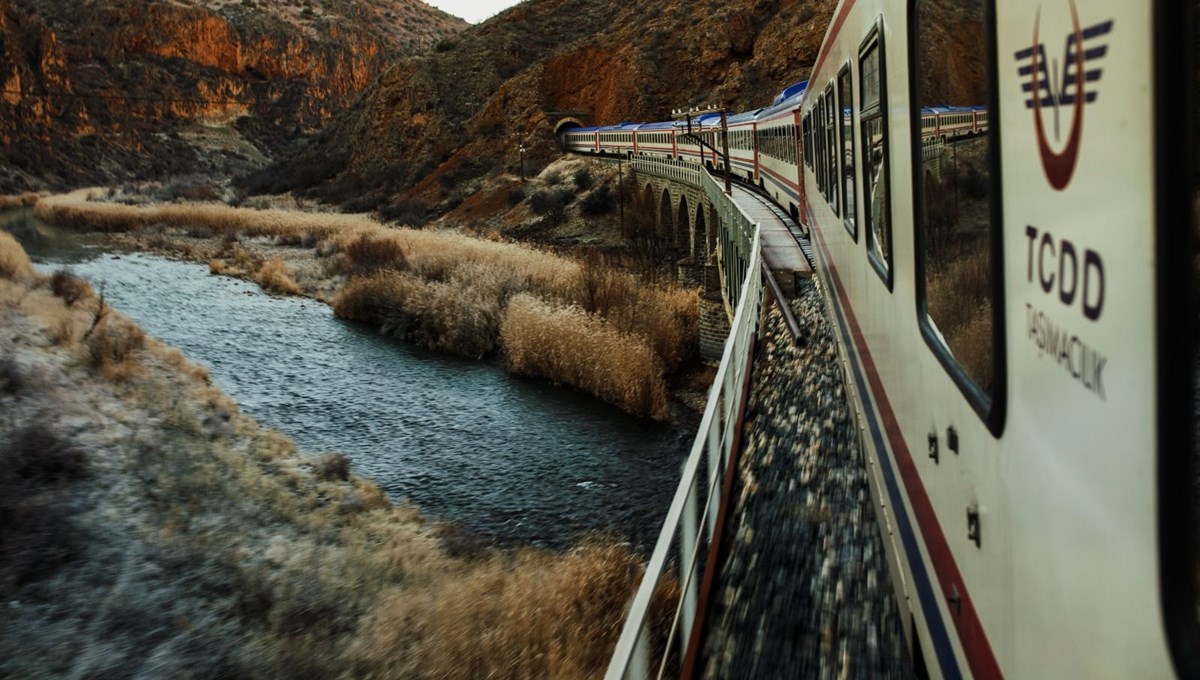 Turistik Doğu Ekspresi yeniden seferlerine başlıyor